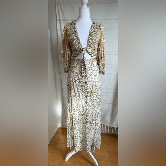 Free people string of hearts printed maxi dress. Size XS - Picture 6 of 15